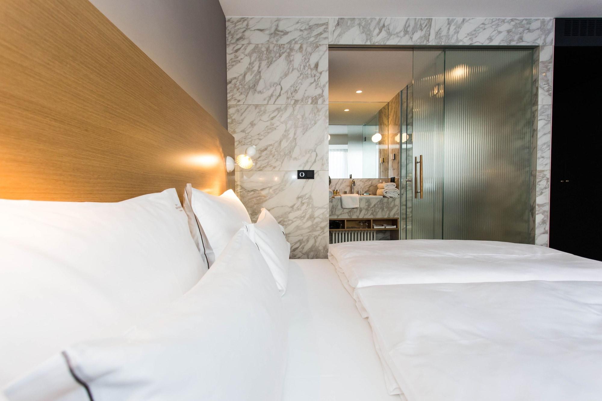 Hotel The